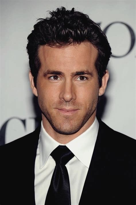 Ryan Reynolds Wallpaper HD Download