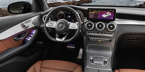 Mercedes GLC SUV Interior & Infotainment | carwow