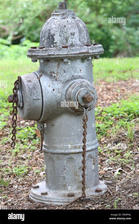 Old fire hydrant hi-res stock photography and images - Alamy