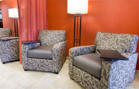 Drury Inn & Suites Joplin - Drury Hotels