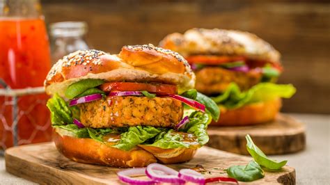 The Ultimate Vegan Burger - Australian School of Meditation & Yoga | ASMY