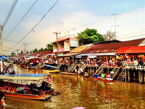 Of Boats and Bahts: The 5 Best Floating Markets in Bangkok - Akbar ...