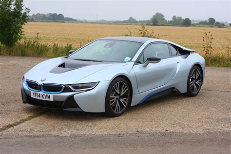 BMW i8 Coupe Review (2014 - ) | Parkers