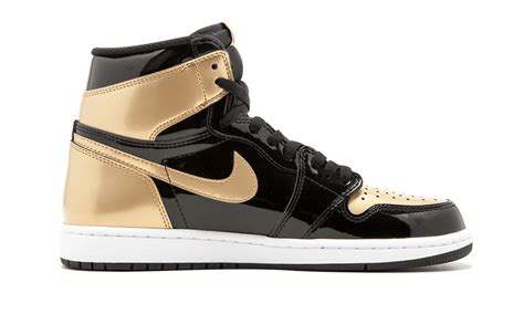 Air Jordan 1 Gold Top 3 vs Air Jordan 1 Gold Toe - Sneaker Bar Detroit