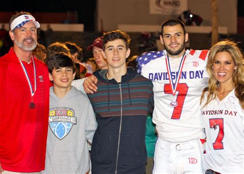 Grier finds balance between family and football | Sports | thedaonline.com