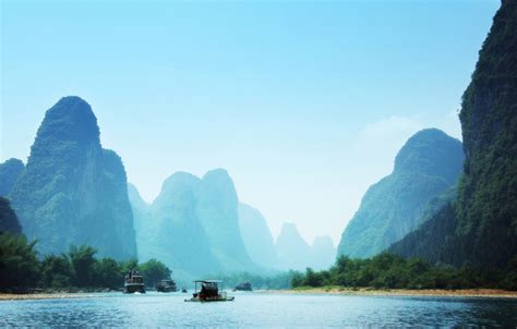 Photo, Image & Picture of Li River Cruise in Yangshuo Guilin