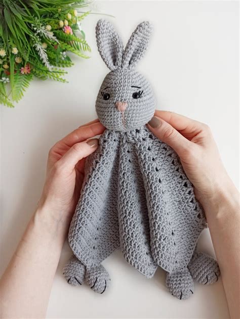 Crochet bunny baby lovey pattern, crochet blanket pattern