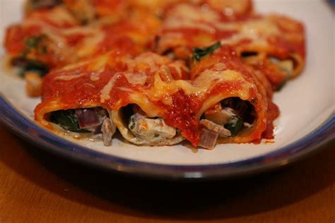 Mushroom & spinach stuffed paccheri, with spicy tomato sauce - these giant pasta tubes are ...