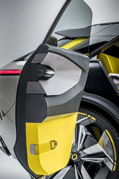 Renault Morphoz Unveiled As The Shape-Shifting Electric Crossover Of The Future | Carscoops Car ...