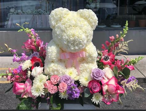 Teddy Bear & Flowers in Brooklyn, NY | LV Flower Events