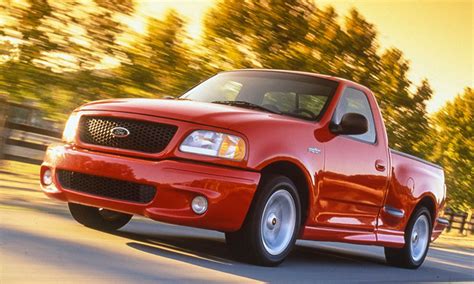 1999 - 2004 Ford F-150 SVT Lightning | Specs, Performance, History