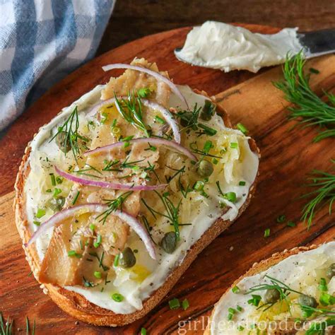 Smoked Herring on Toast With Cream Cheese | Girl Heart Food®