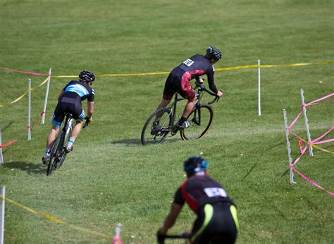 7 Affordable Cyclocross Bikes For Beginners (Including how to pick ...