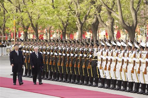 Lula gets 21-gun salute in Beijing but Germany-China press conference ...