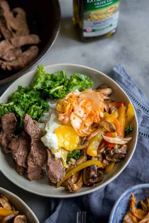 Easy Bibimbap Bowl | LemonsforLulu.com