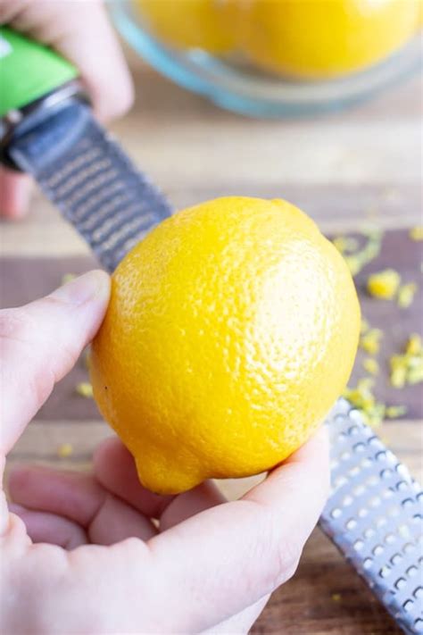 How to Zest a Lemon (5 Easy Ways!) - Evolving Table | Recipe | Zester ...