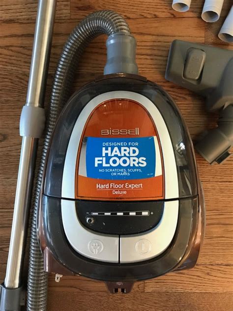 Top 4 Best Vacuums for Hardwood Floors and Area Rugs (With Pictures)