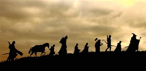 fellowship silhouette - Google Search in 2020 | Fellowship of the ring ...