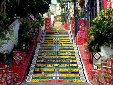 O Top da Viagem: Chileno é Rei na Lapa! Escadaria Selaron