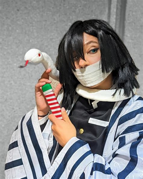 [self] The Serpent Hashira: Obanai Iguro!! (@anaplatanos_cosplay) : r/KimetsuNoYaiba