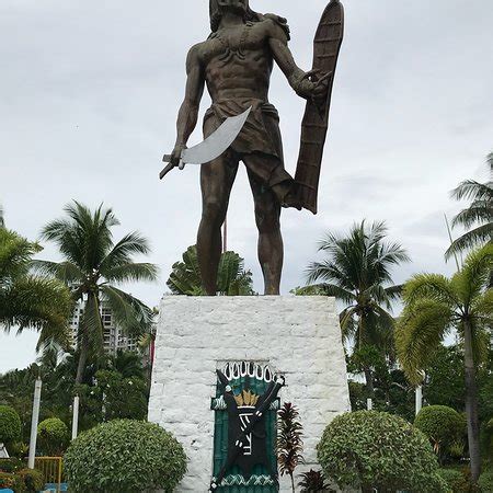 Lapu Lapu Statue (Philippines): UPDATED 2018 Top Tips Before You Go (with Photos) - TripAdvisor