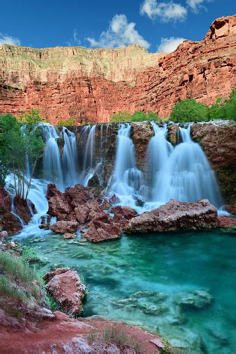 Navajo Falls In Havasupai Indian Reservation In Arizona Usa Stock Photo - Download Image Now ...