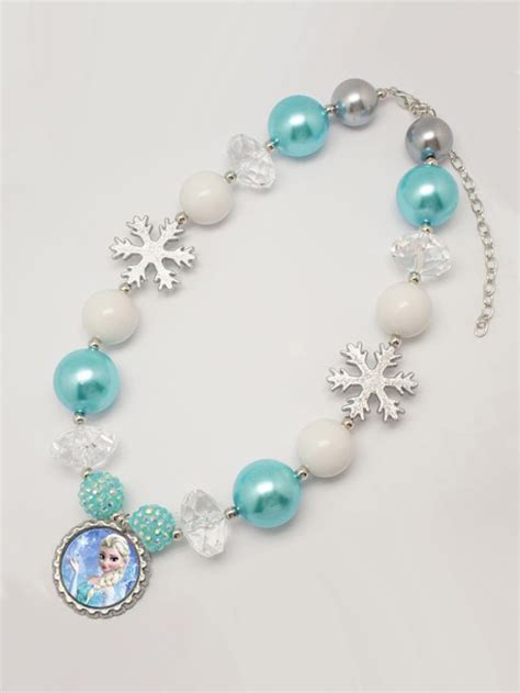 Queen Elsa Snowflake Necklace - BelleChic