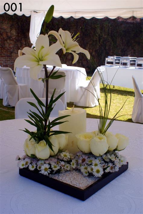 82 best images about First Communion Centerpieces on Pinterest | Flower, Quinceanera ...