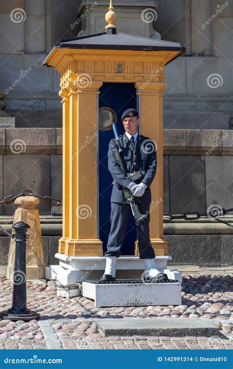 Royal Guardsman on Guard at Swedish Royal Palace Editorial Stock Image - Image of scandinavian ...