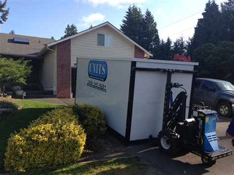 Portable Storage UNITS® & Containers Seattle, WA - UNITS Storage ...