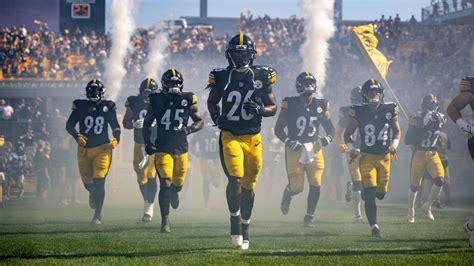 Pittsburgh Steelers' initial 53-man roster includes a few surprises ...