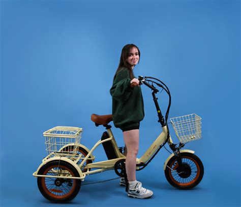 EZ Transit, A Foldable E-trike for Riders between 4'11"-6'3" | Etrike Fitting