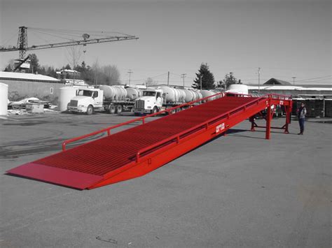 Heavy Duty Loading Ramps | 100% Steel Loading Dock Ramps