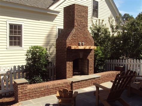 Building an Brick Outdoor Fireplace Together | FIREPLACE DESIGN IDEAS