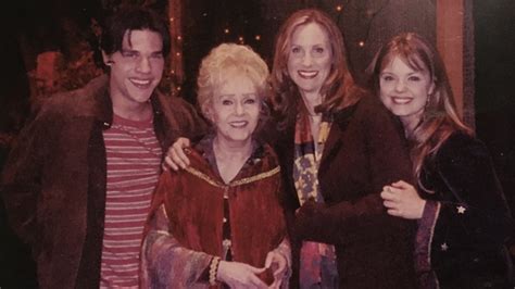 Original cast to reunite in real-life Halloweentown to honor Debbie ...