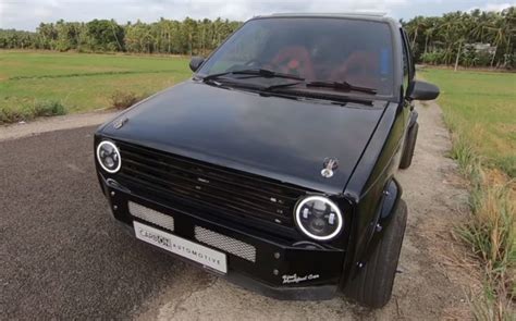 Maruti 800 Modified With A Wide-Body Kit And Fancy Interior