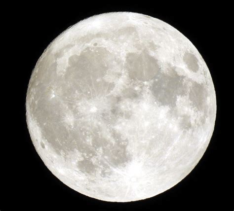 List 94+ Pictures Close Up Picture Of The Moon Superb
