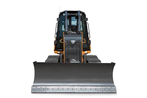 Tips on Choosing the Right Dozer Blade | Groff Tractor