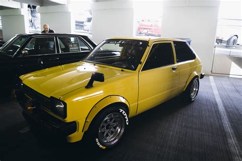 Toyota Starlet : Autos