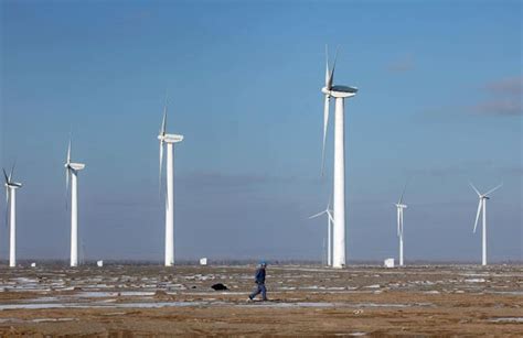 Gansu Wind Farm - 2016-10-21 - The World's Biggest Wind Farms