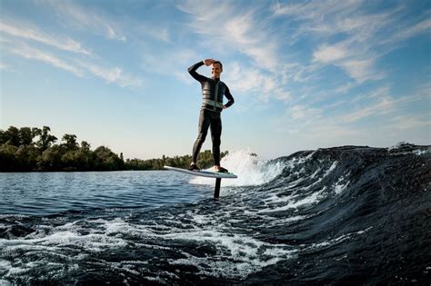 Hydrofoil Surfing: How to Get Started - Florida Splendors