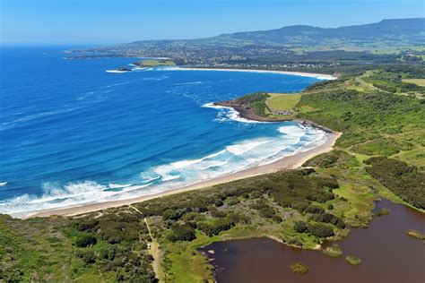 Killalea Beach, Shellharbour NSW - Chilby Photography