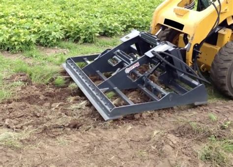 4 Things to Know About Skid Steer Land Leveler Attachments