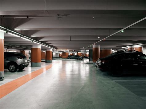 Automotive Use Case: Autonomous Valet Parking — Artisense