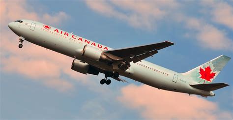 Air Canada named Best Airline in North America for second consecutive ...