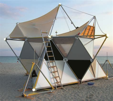 9 Incredible Examples of Mobile Architecture | Cool tents, Mobile ...