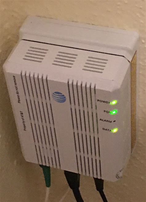 ‎Is the AT&T Internet Fiber Gateway data light supposed to be solid ...