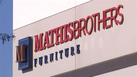 Mathis Brothers Indio showroom closed again after short reopening as 'essential business' - KESQ