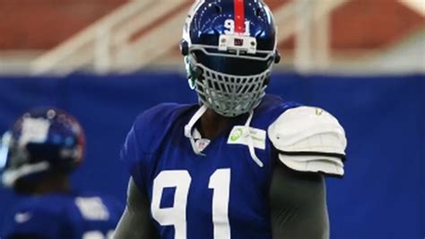 Why Don't Nfl Players Wear Neck Rolls Anymore? - Metro League