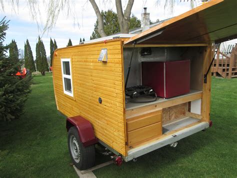 Wayne's Awesome $1000 DIY Wooden Teardrop Trailer